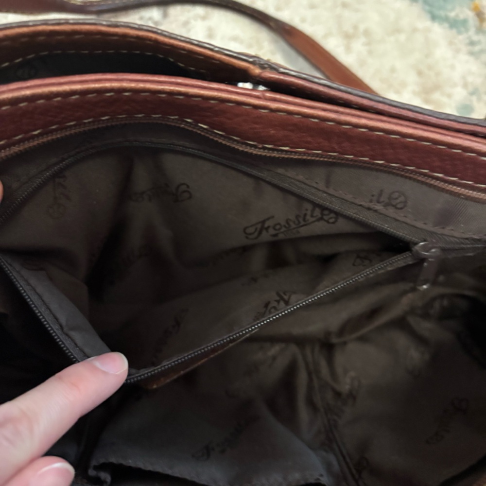 Vintage Fossil Leather Shoulder Bag - Picture 10 of 10